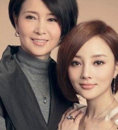 明星的妈,揭秘明星妈妈的育儿智慧
